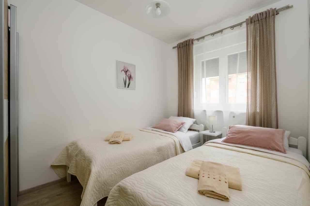 Apartment Kate Pula Extérieur photo